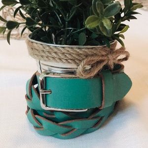 GAP size S teal braided belt with silver buckle